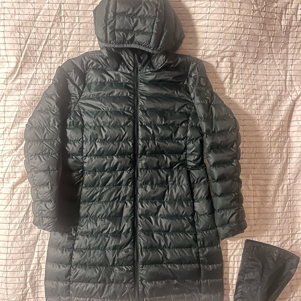 EUC Lole Women's Green packable Puffer Jacket, m